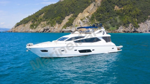 Моторная яхта Sunseeker 73 Manhattan