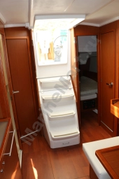 Парусная яхта Beneteau Oceanis 38