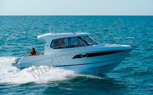 Катер Beneteau Antares 8.80 с моторами Suzuki DF300APX KITBA3