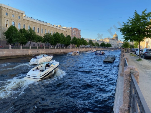 Путешествие на яхте Москва—Санкт-Петербург