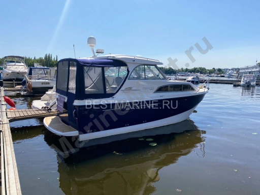 Моторный катер Bayliner 246 Discovery