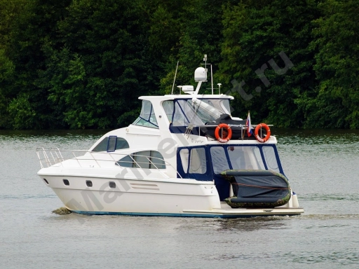 Моторная яхта Gulf Craft Ambassador 55