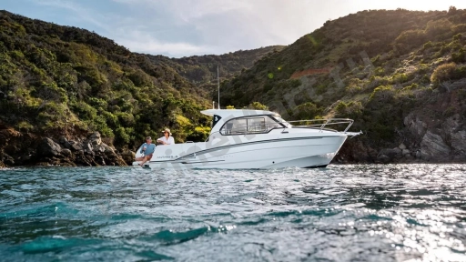 Катер Beneteau Antares 8 OB V2 Version Cruising
