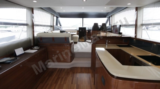 PRINCESS 52