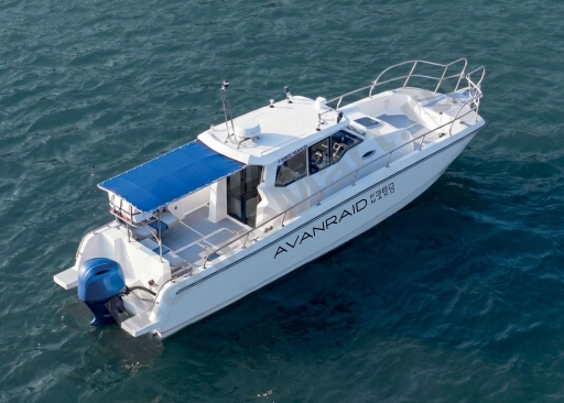 Катер AVANRAID F360 Mako