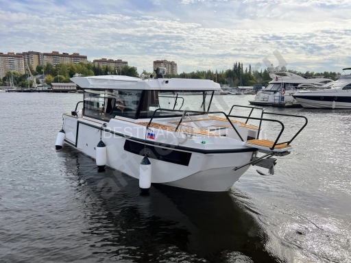 Кабинный катер Searene 745 Crew Cabin